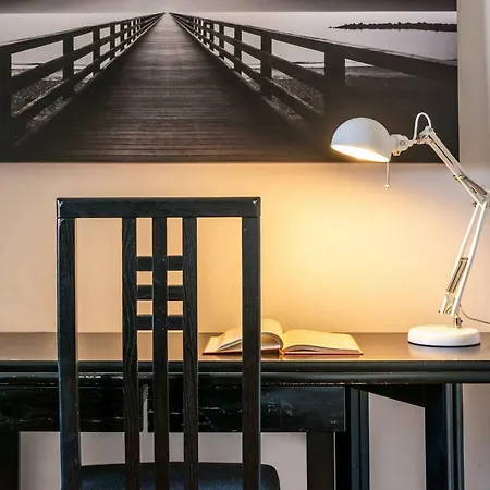 Urban District Navigli Gulli 1br Apartamento Milão